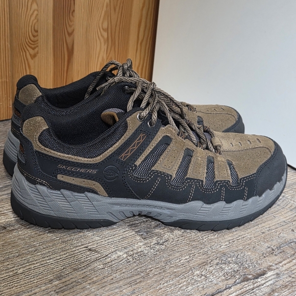 Skechers Sport Men's Outland Thrill Seeker Sneaker Lace Up Walking Shoe Size 9.5 - Picture 8 of 10